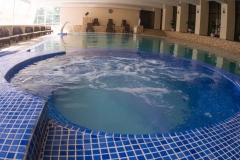 jacuzzi
